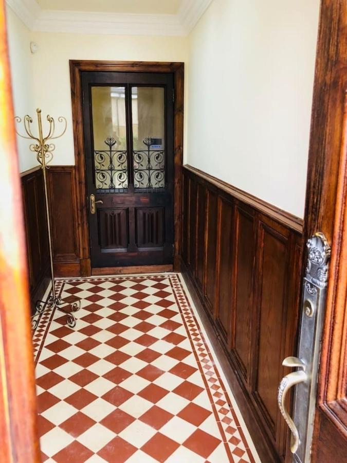 Beautiful 4-Bed Villa In Glasgow Eksteriør bilde