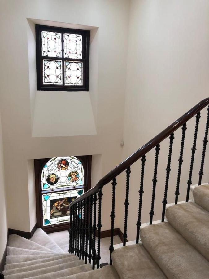 Beautiful 4-Bed Villa In Glasgow Eksteriør bilde