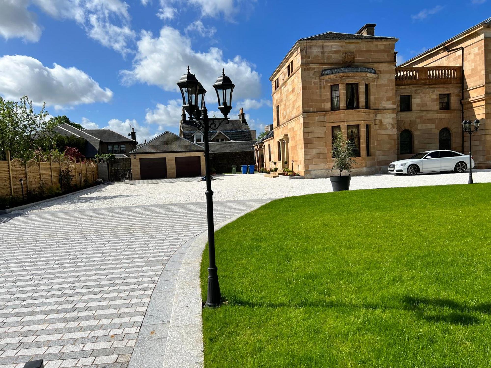 Beautiful 4-Bed Villa In Glasgow Eksteriør bilde